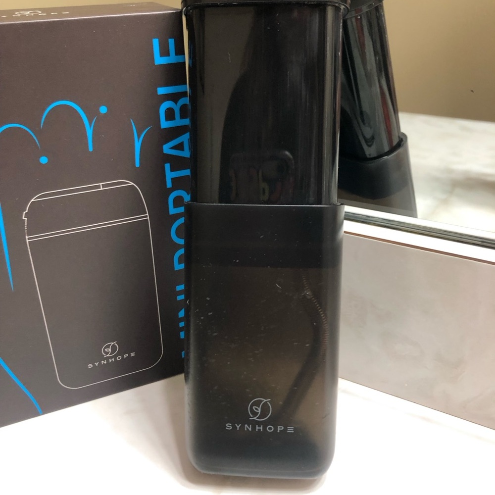 Mini Portable/Travel Water Flosser - Picture 3 of 5